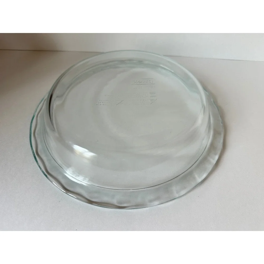 Pyrex 9.5 Inch Clear Glass Fluted Rim Pie Plate Bakeware Dish 24cm 229-V
